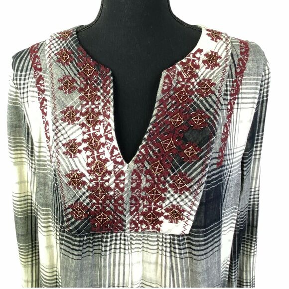 Anthropologie Floreat Black Cream Plaid  Burgundy Embroidered V Neck Tunic Small - Picture 4 of 11